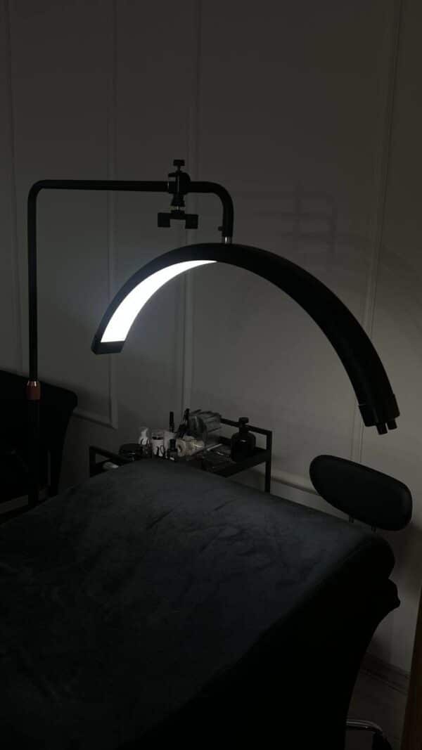 Set №10: PLATINUM Kosmetikstuhl mit Rückenlehne + Schattenlose Kosmetiklampe MOON G PLATINUM – Bild 12